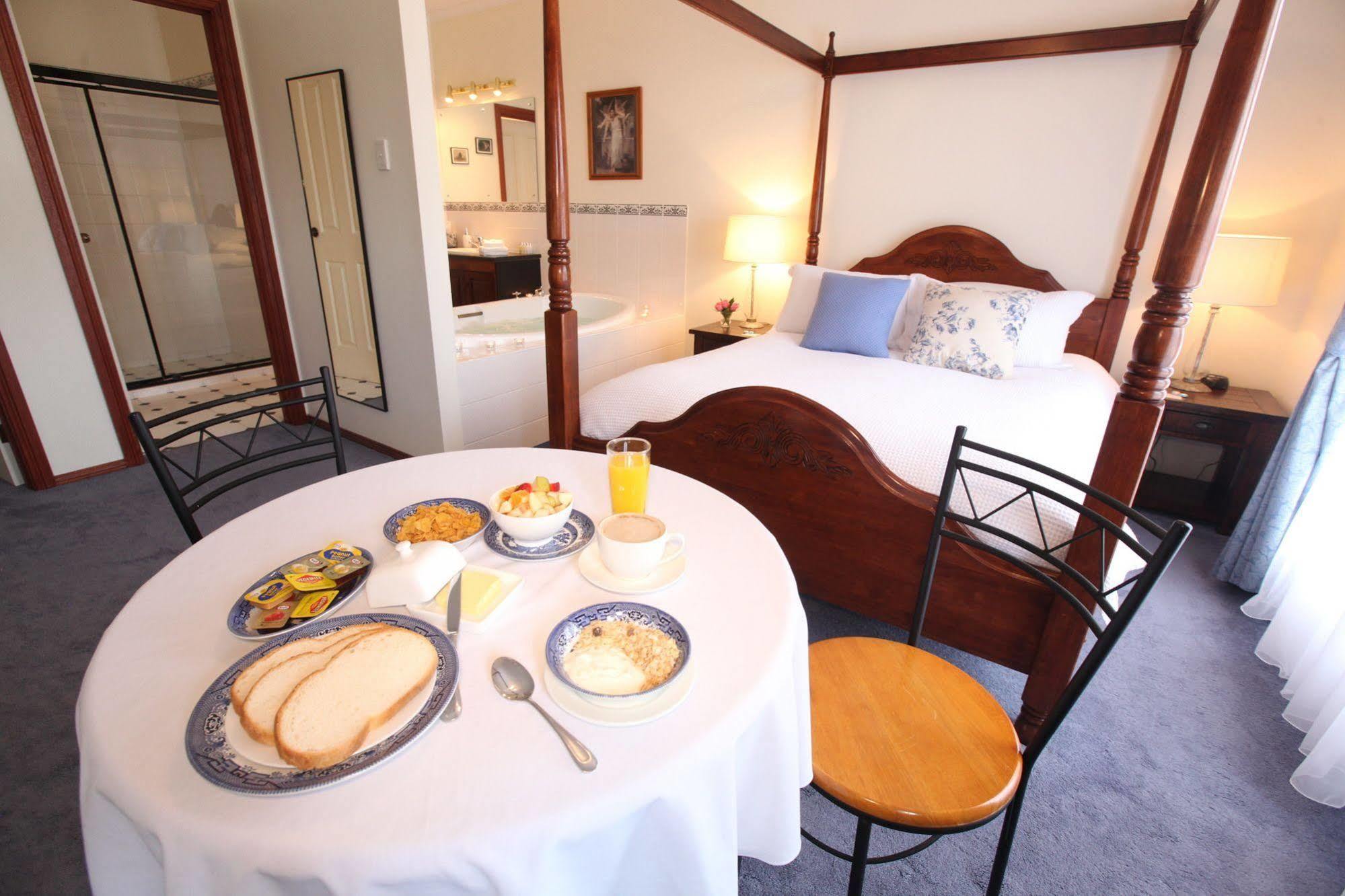 Wine And Roses Bed And Breakfast Аделаида Экстерьер фото